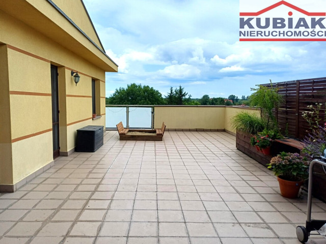 Wyjątkowe ~92 m2, 4 pokoje, taras 60m2, 2012r.