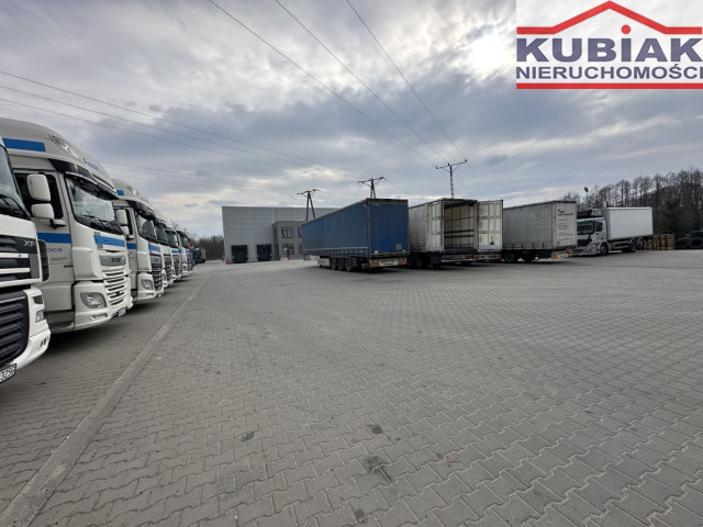 Parking TIR/ BUS / AUTOBUS / DOSTAWCZE blisko A2.
