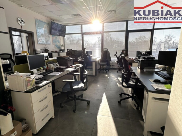 Biuro 160m2 - 2 km do centrum Grodziska Maz.